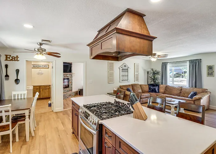 Holiday home Near Woodland Park: W/ Fire Pit! Pinetop-Lakeside